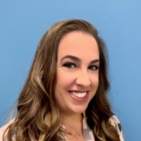 Photo of Deanna Larson